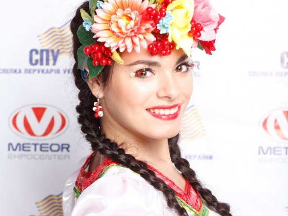 Современные прически в украинском стиле, коса, ukraine hairstyle